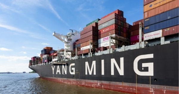 Yang Ming cho Maersk Line thuê tàu container trong một năm
