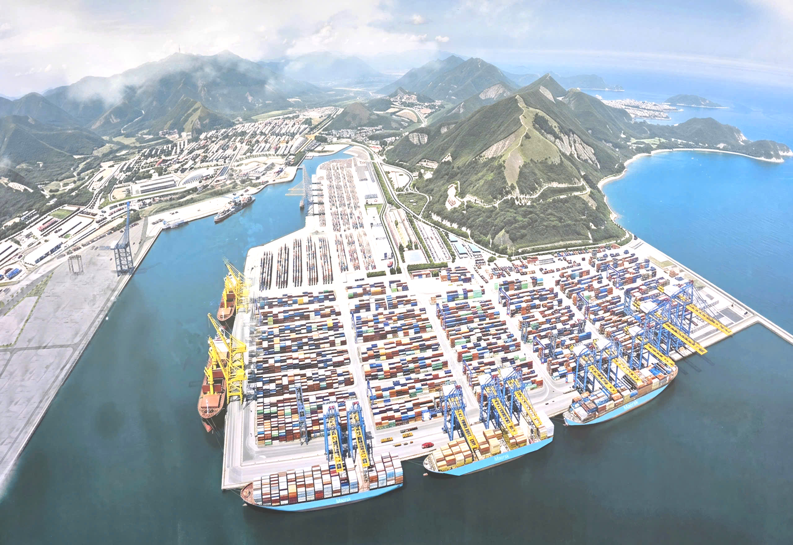Siêu cảng Liên Chiểu định hình hệ sinh thái logistics xanh cho Đà Nẵng